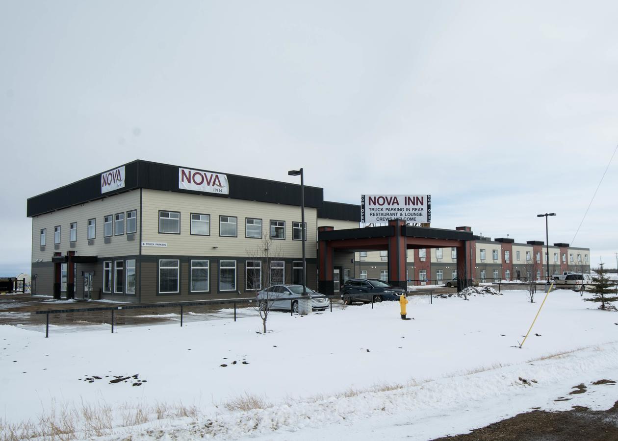 Nova Inn Manning エクステリア 写真